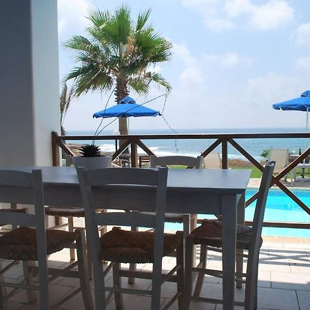 Sea Front Villa, Heated Private Pool, Amazing Location Paphos 323 基索内加 外观 照片