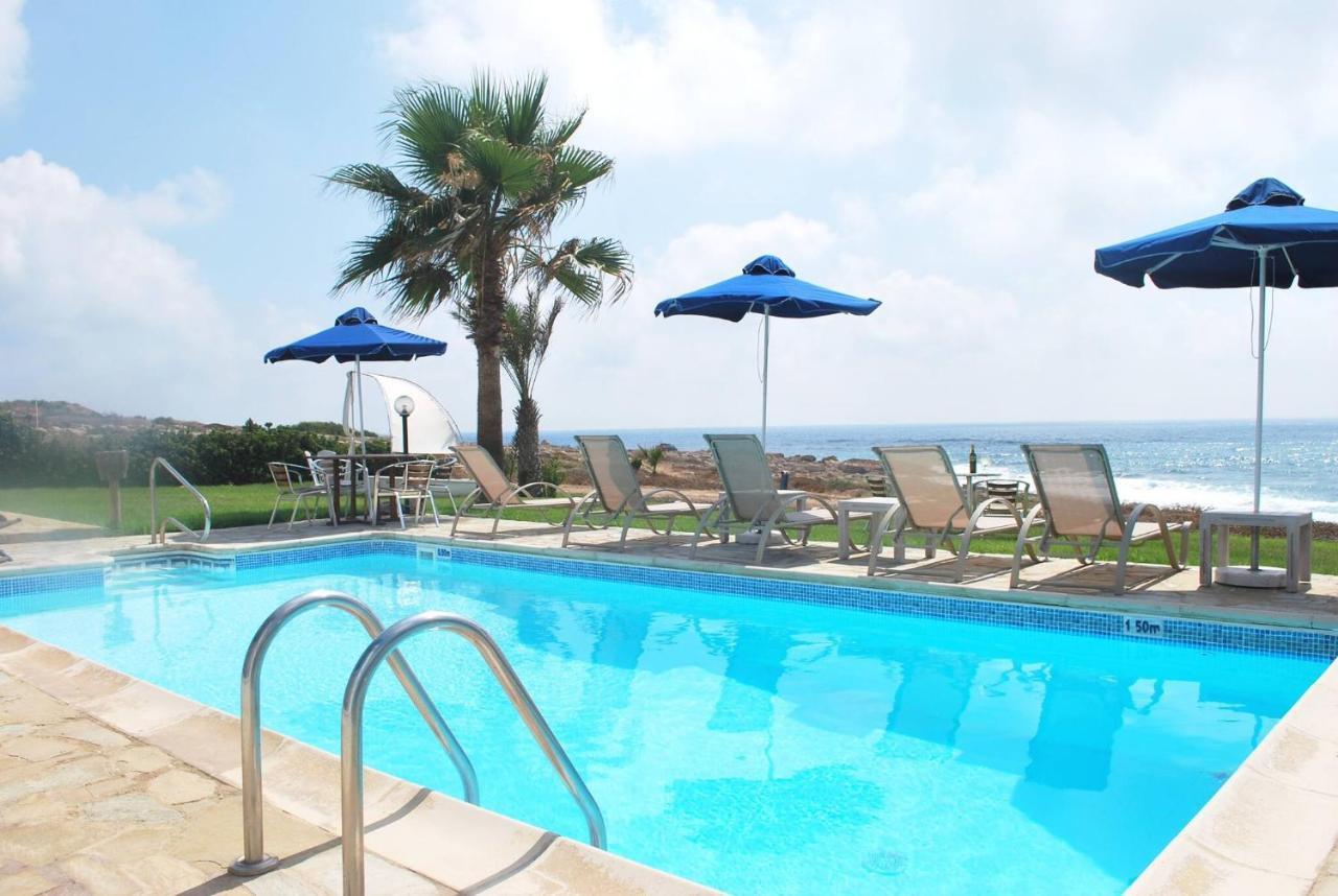 Sea Front Villa, Heated Private Pool, Amazing Location Paphos 323 基索内加 外观 照片