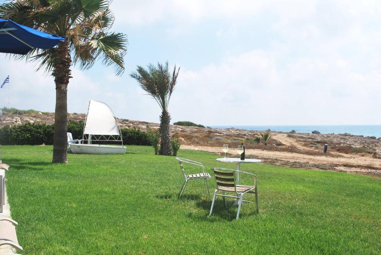 Sea Front Villa, Heated Private Pool, Amazing Location Paphos 323 基索内加 外观 照片