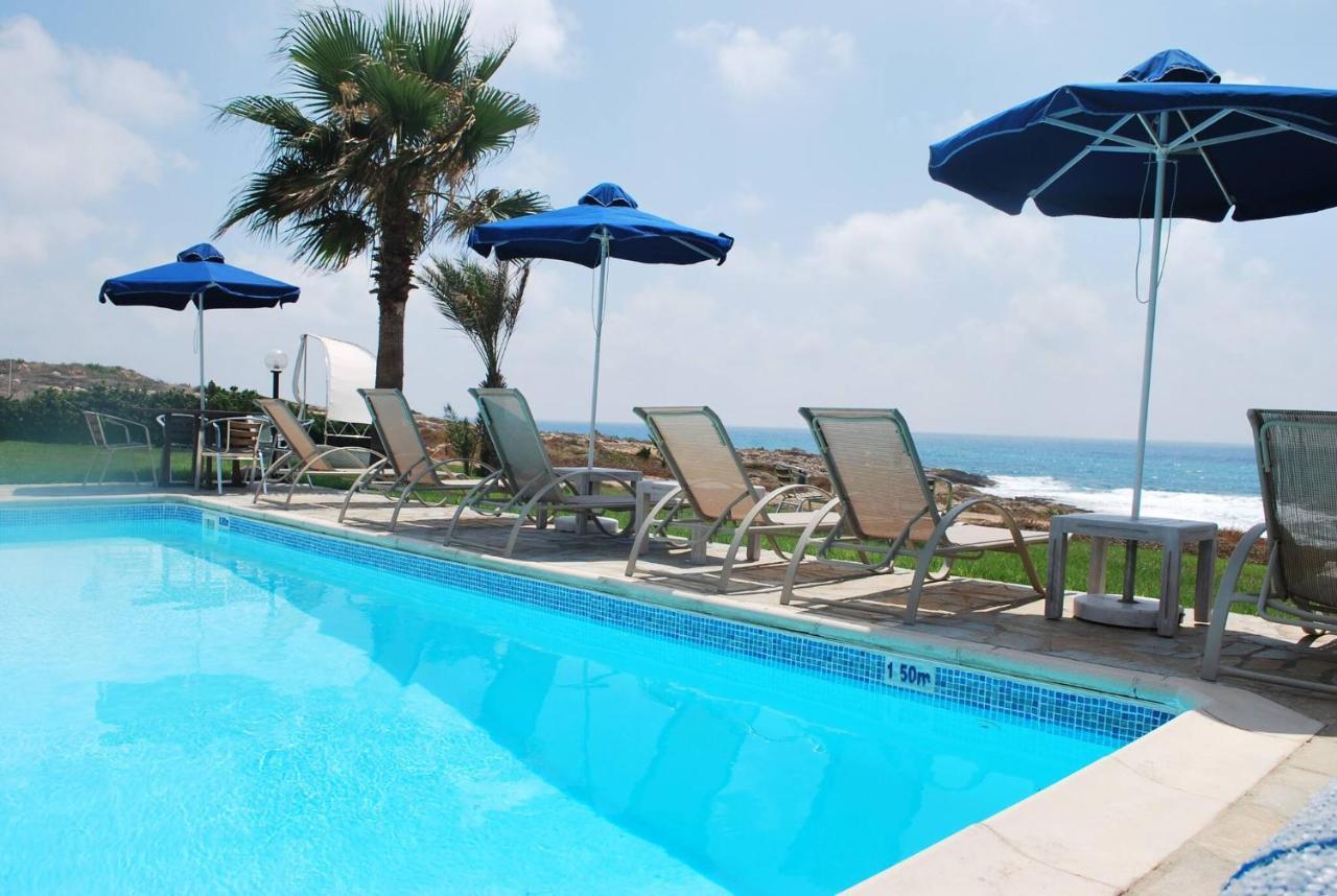 Sea Front Villa, Heated Private Pool, Amazing Location Paphos 323 基索内加 外观 照片