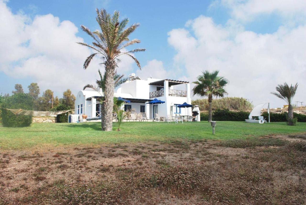 Sea Front Villa, Heated Private Pool, Amazing Location Paphos 323 基索内加 外观 照片