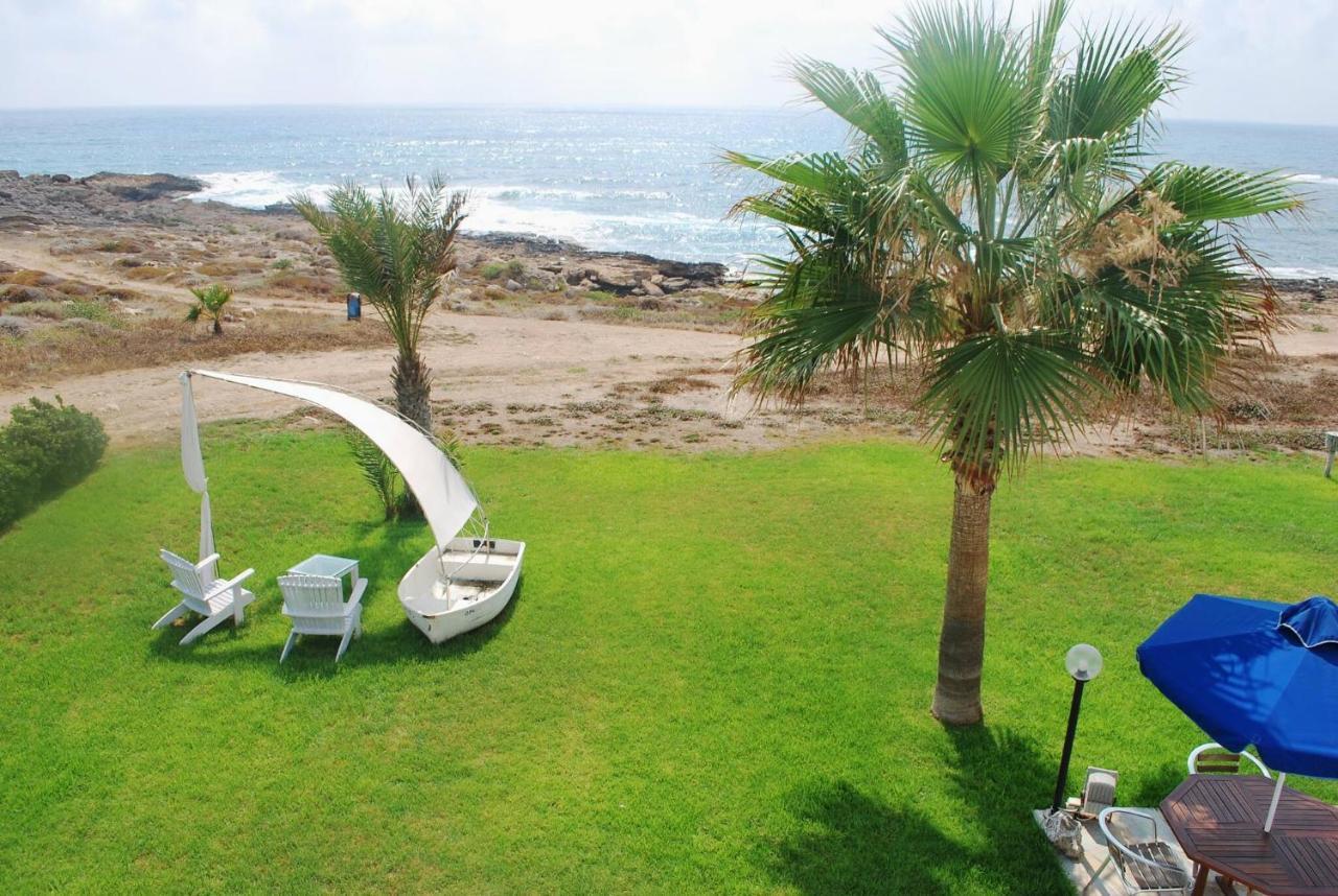 Sea Front Villa, Heated Private Pool, Amazing Location Paphos 323 基索内加 外观 照片