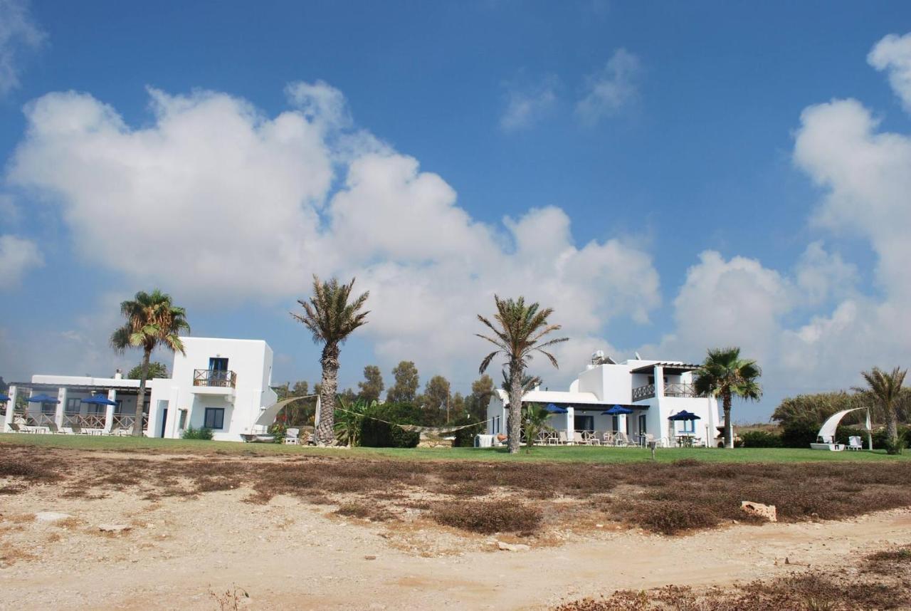 Sea Front Villa, Heated Private Pool, Amazing Location Paphos 323 基索内加 外观 照片