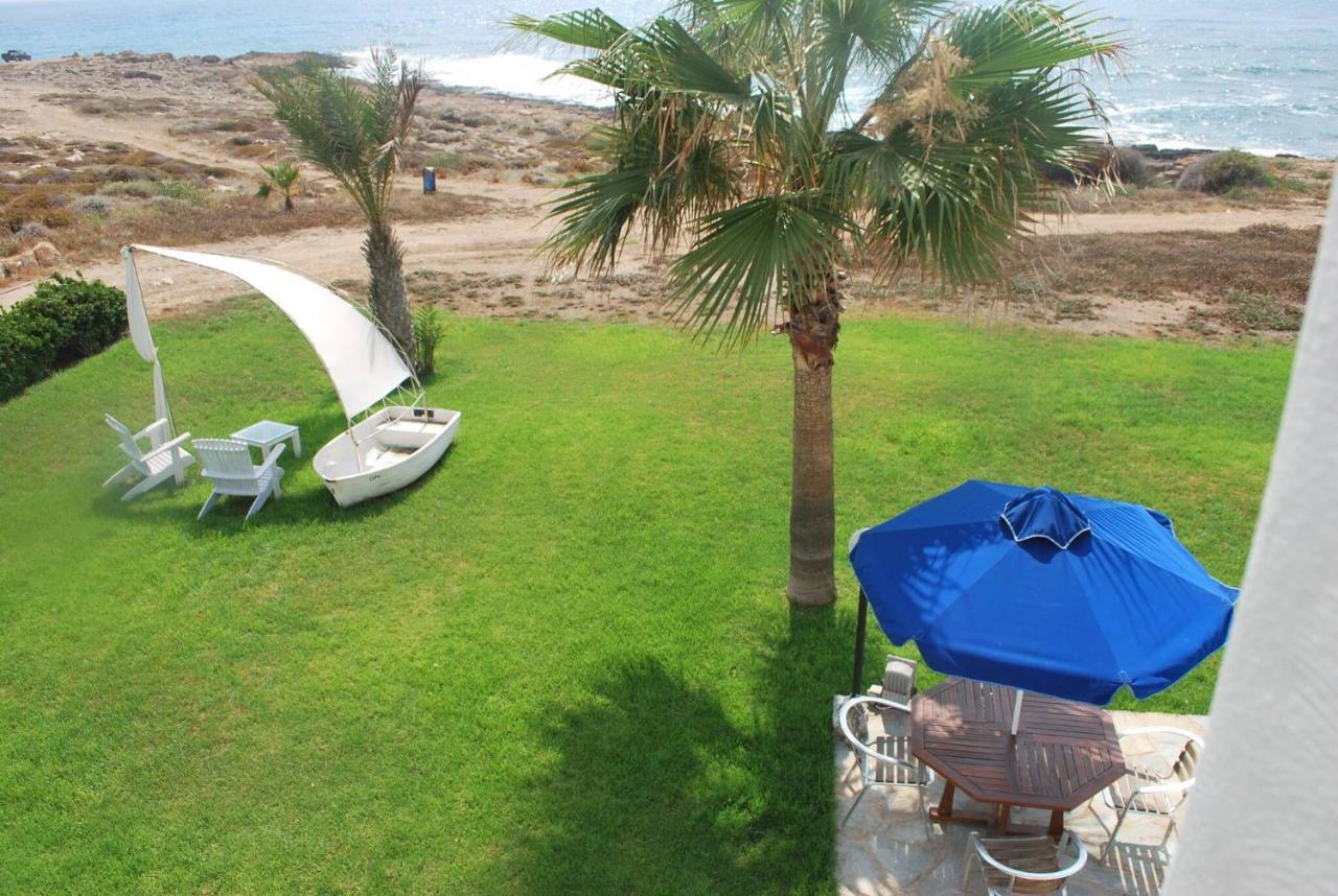 Sea Front Villa, Heated Private Pool, Amazing Location Paphos 323 基索内加 外观 照片